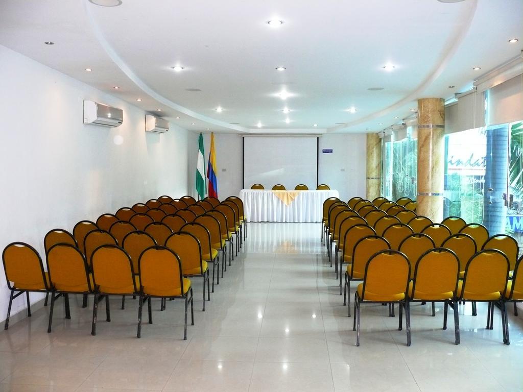 Vajamar Hotel Valledupar Bagian luar foto